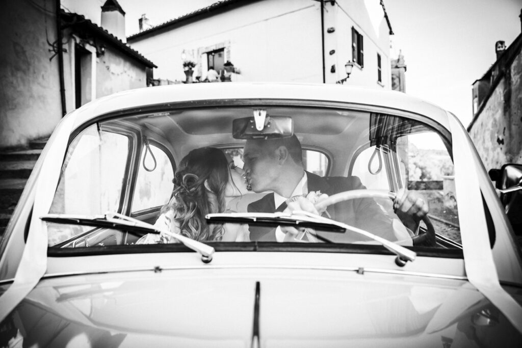 Fotografo di matrimonio a Cerveteri: foto di coppia in campagna