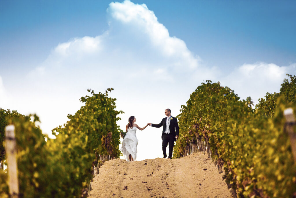 Fotografo di matrimonio a Cerveteri: foto di coppia in campagna